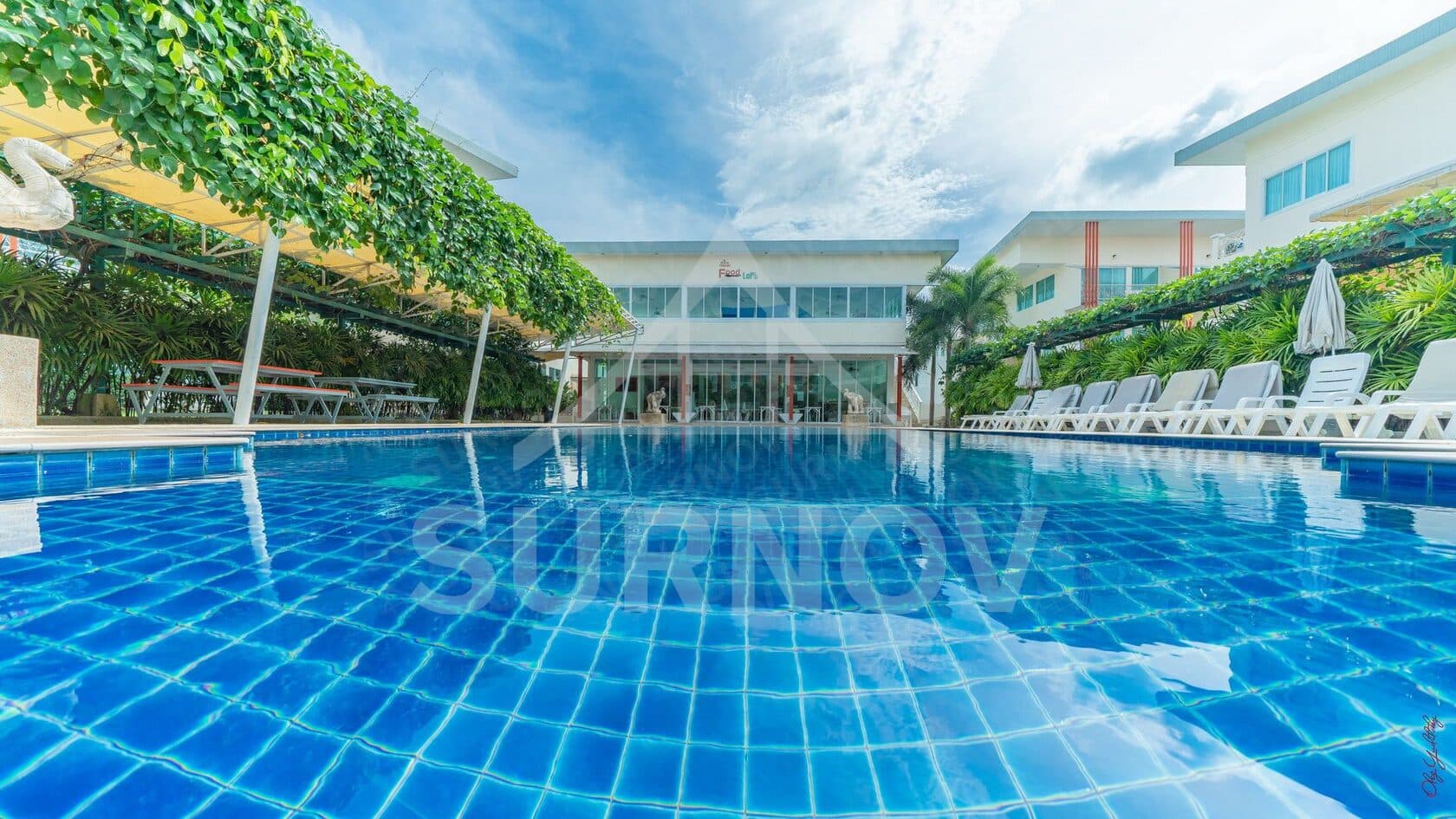 3-bedrooms Common Pool Condo on Kamala