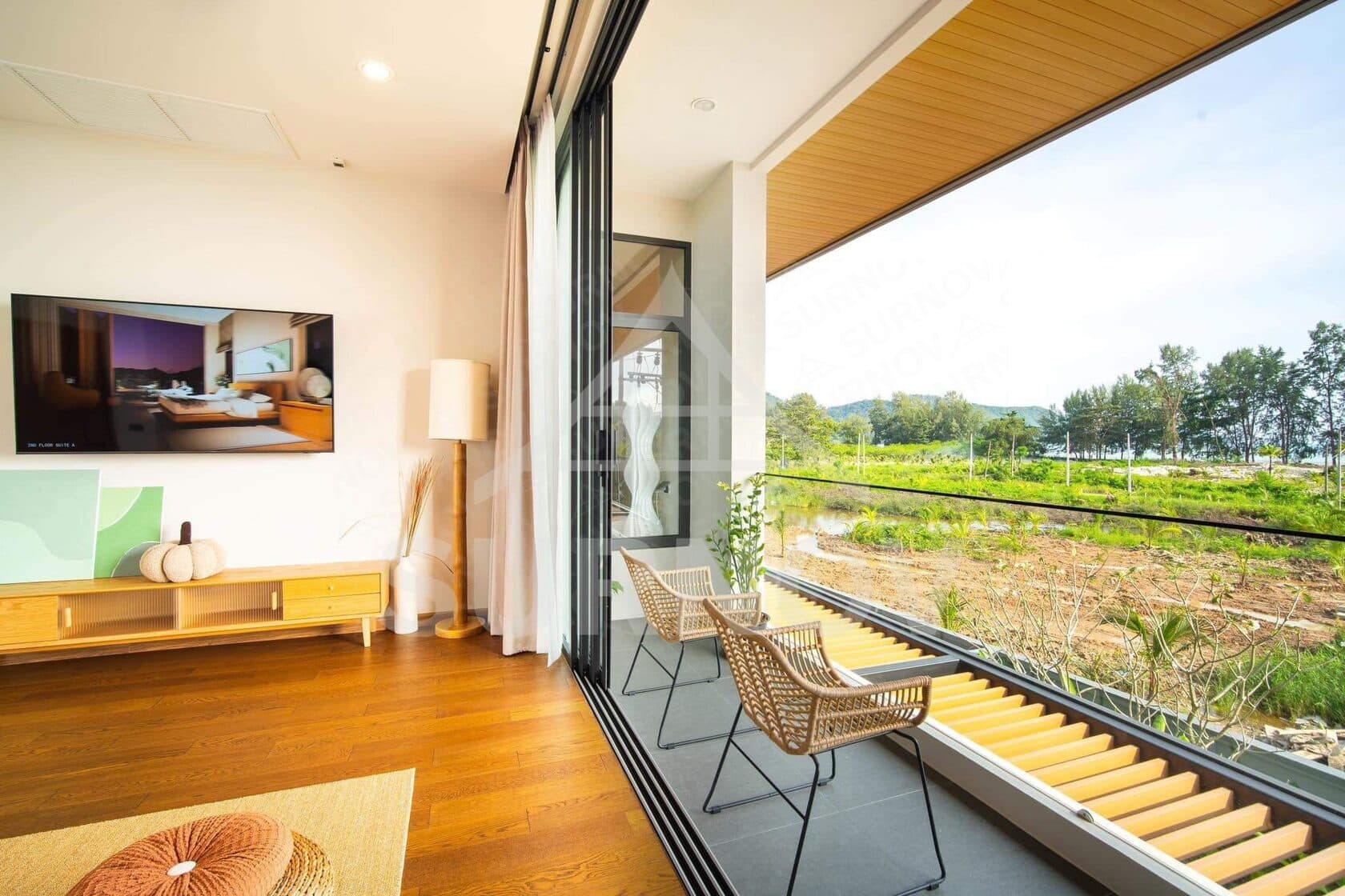 3-bedrooms Private Pool Villa on Chalong