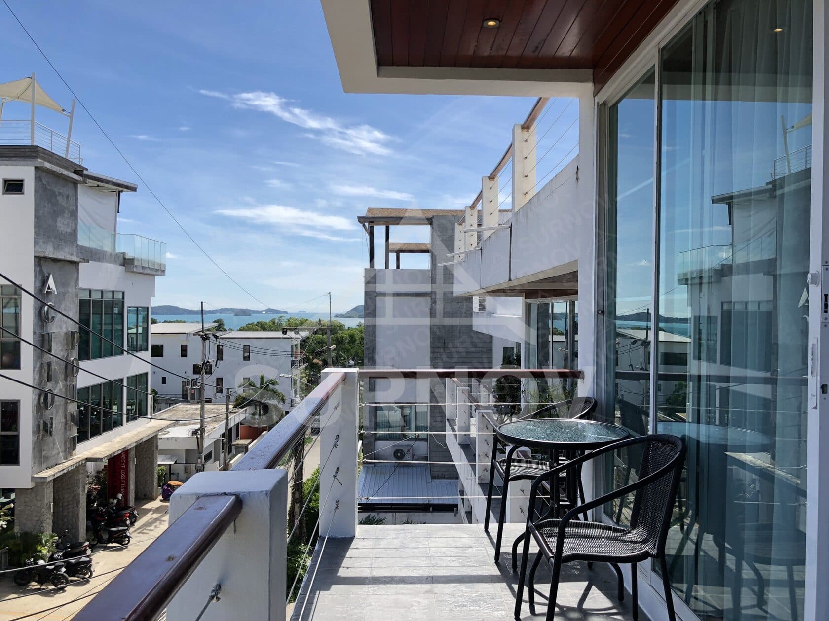 4-bedrooms Common Pool Condo on Rawai