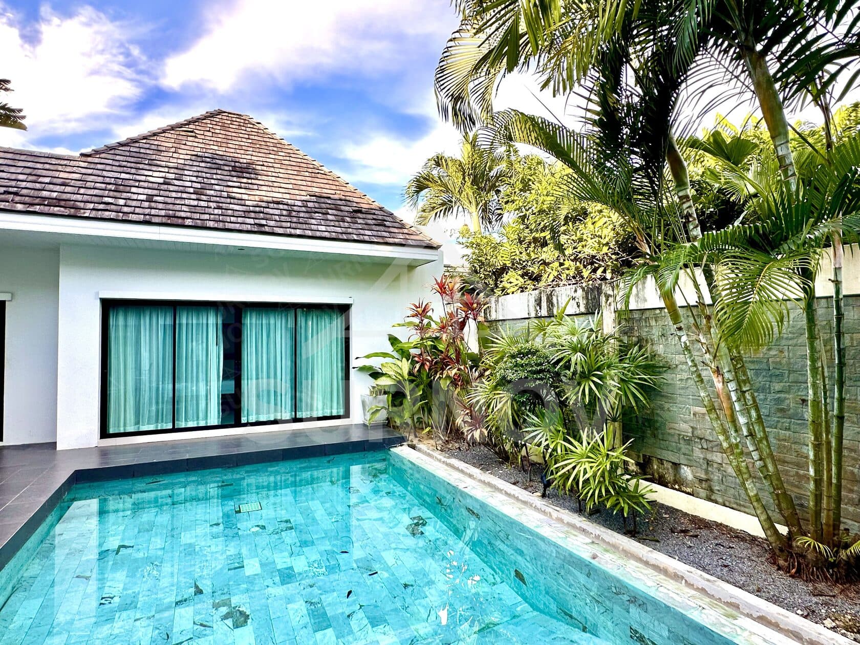 2-bedrooms Private Pool Villa on Layan