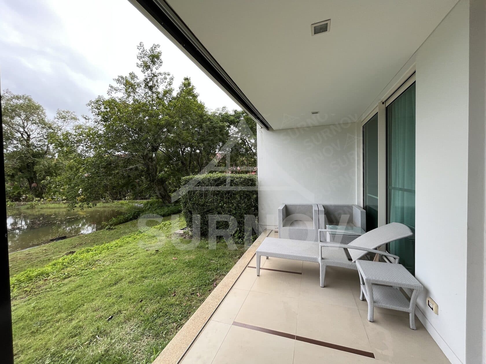 1-bedroom Common Pool Condo on Bang Tao