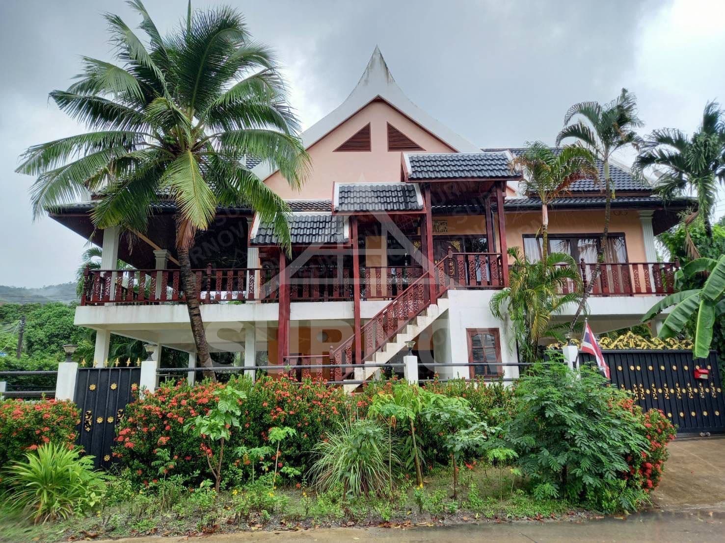 3-bedrooms Private Pool Villa on Rawai