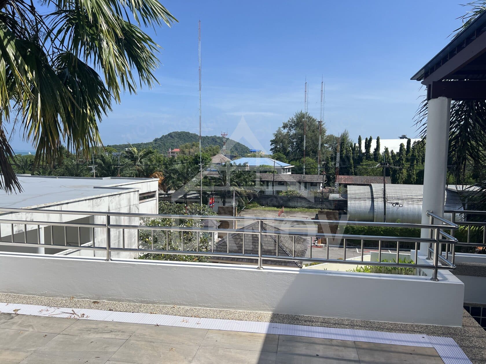 2-bedrooms Common Pool Condo on Ao Yon