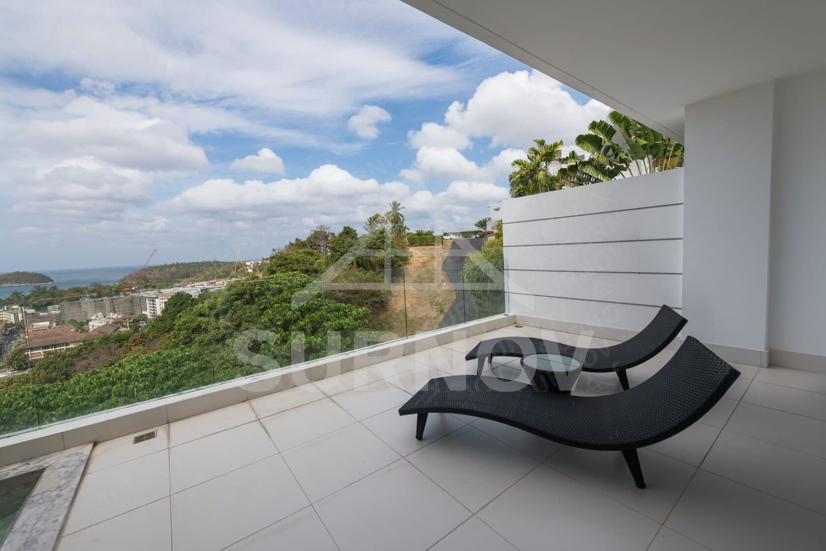 2-bedrooms Common Pool Condo on Kata
