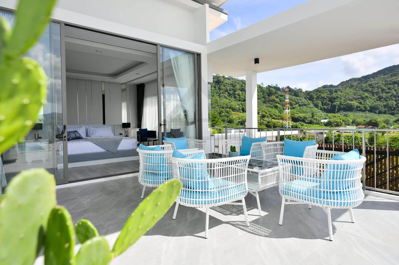 4-bedrooms