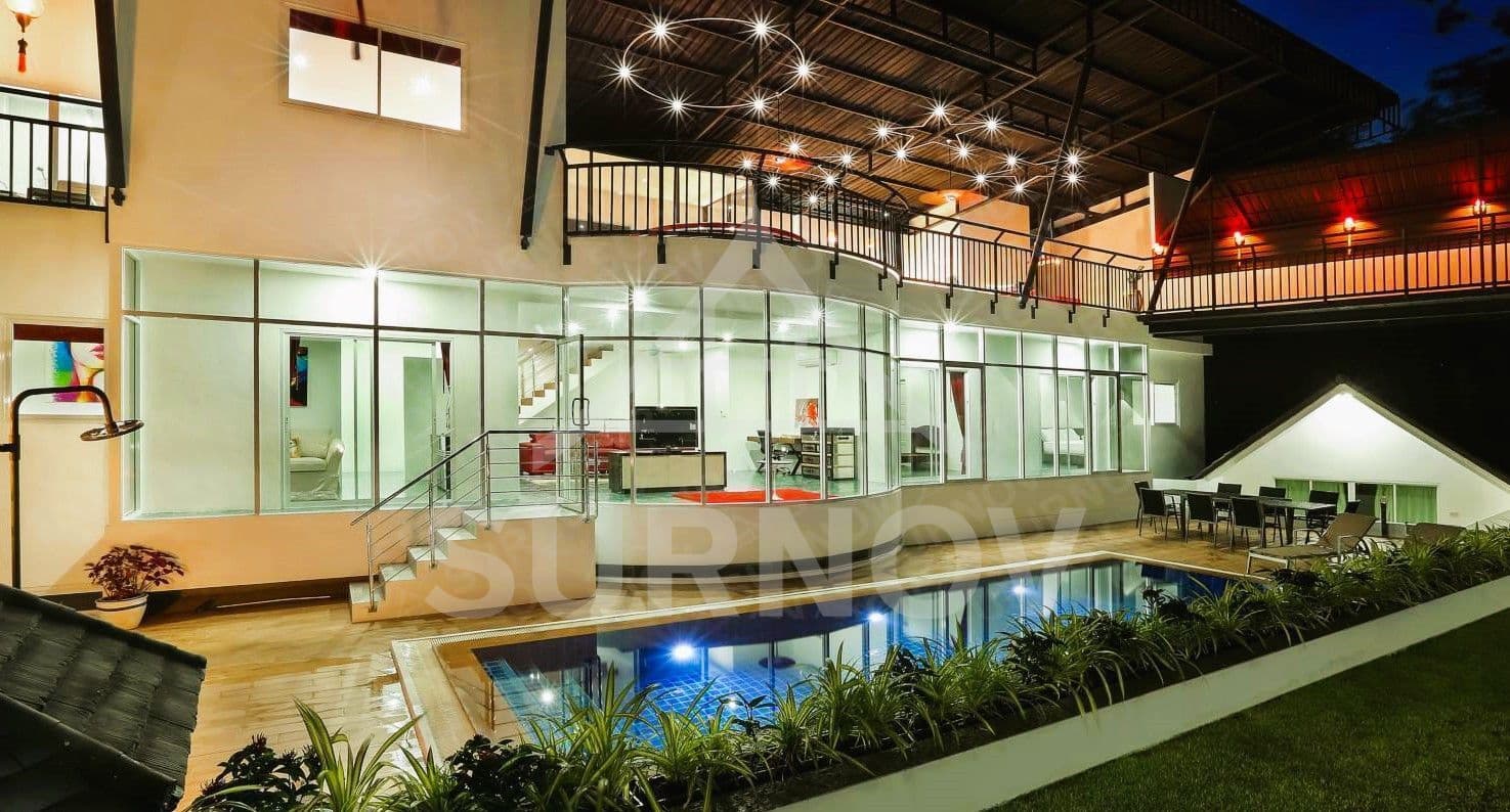 10-bedrooms Private Pool Villa on Chalong