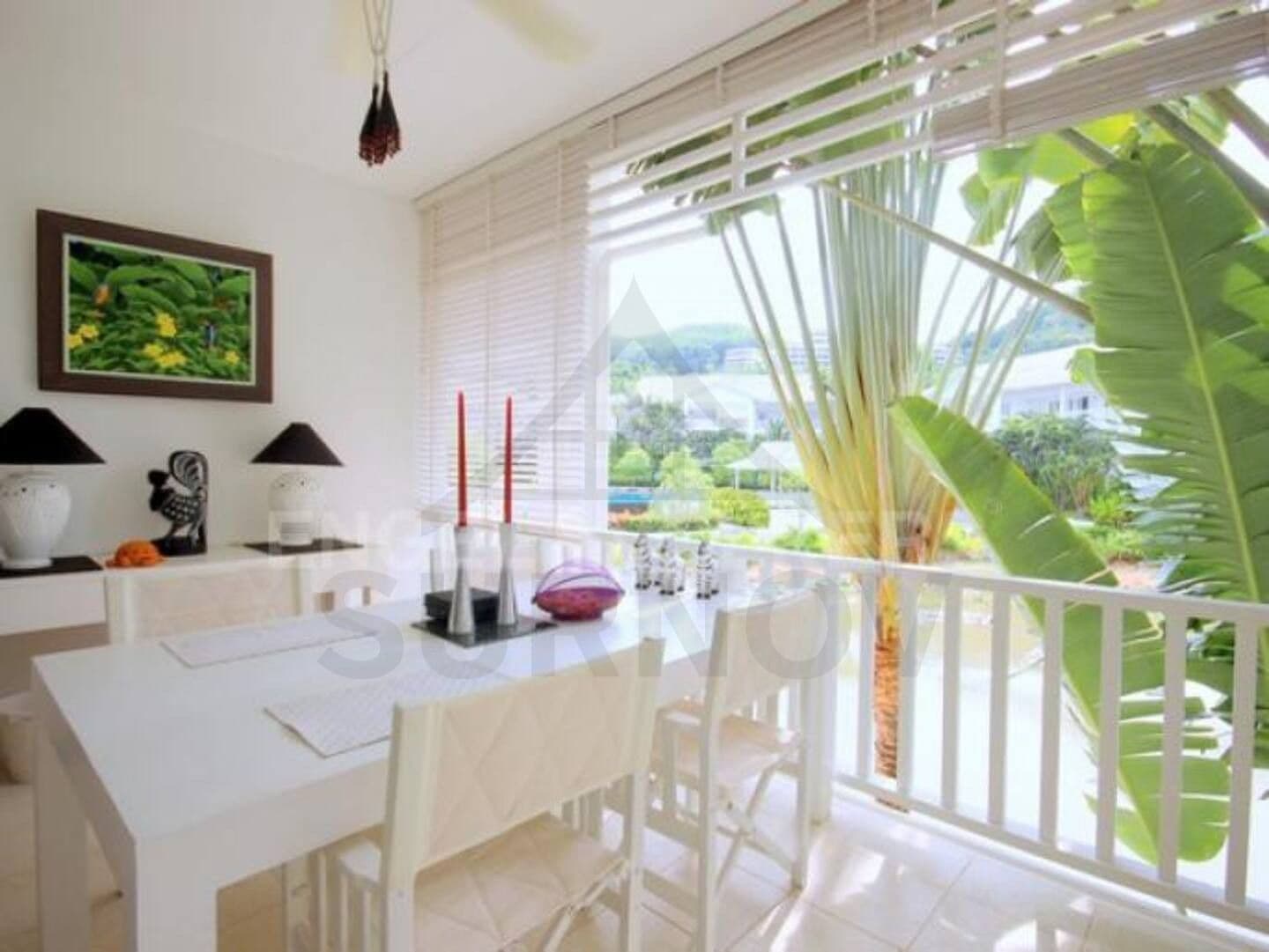 2-bedrooms Common Pool Condo on Bang Tao