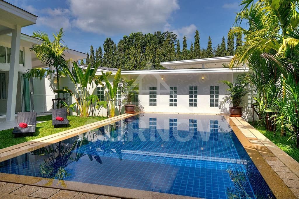 3-bedrooms Private Pool Villa on Thalang
