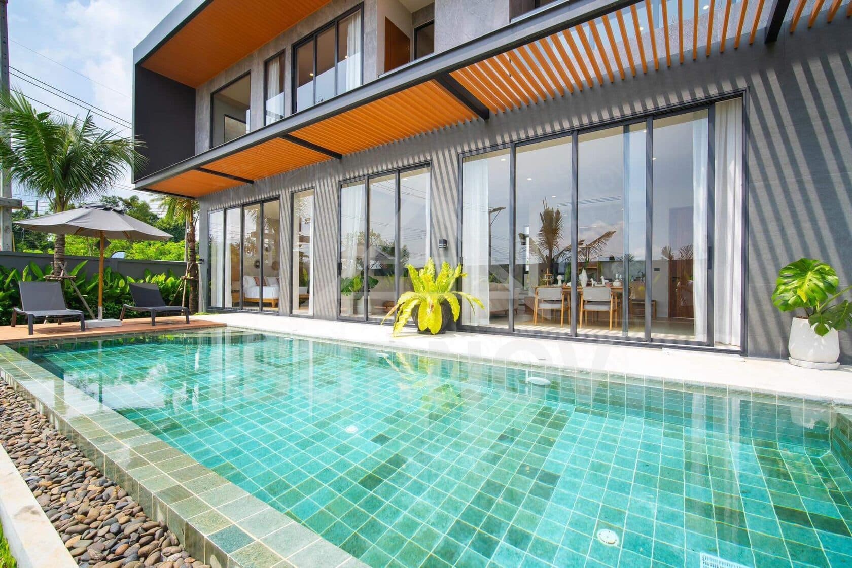 4-bedrooms Private Pool Villa on Chalong