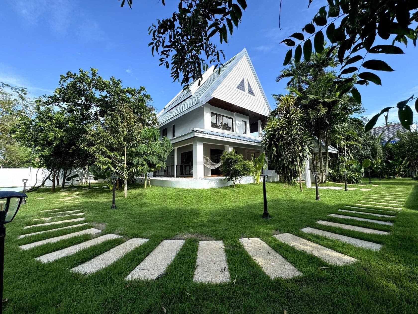 4-bedrooms