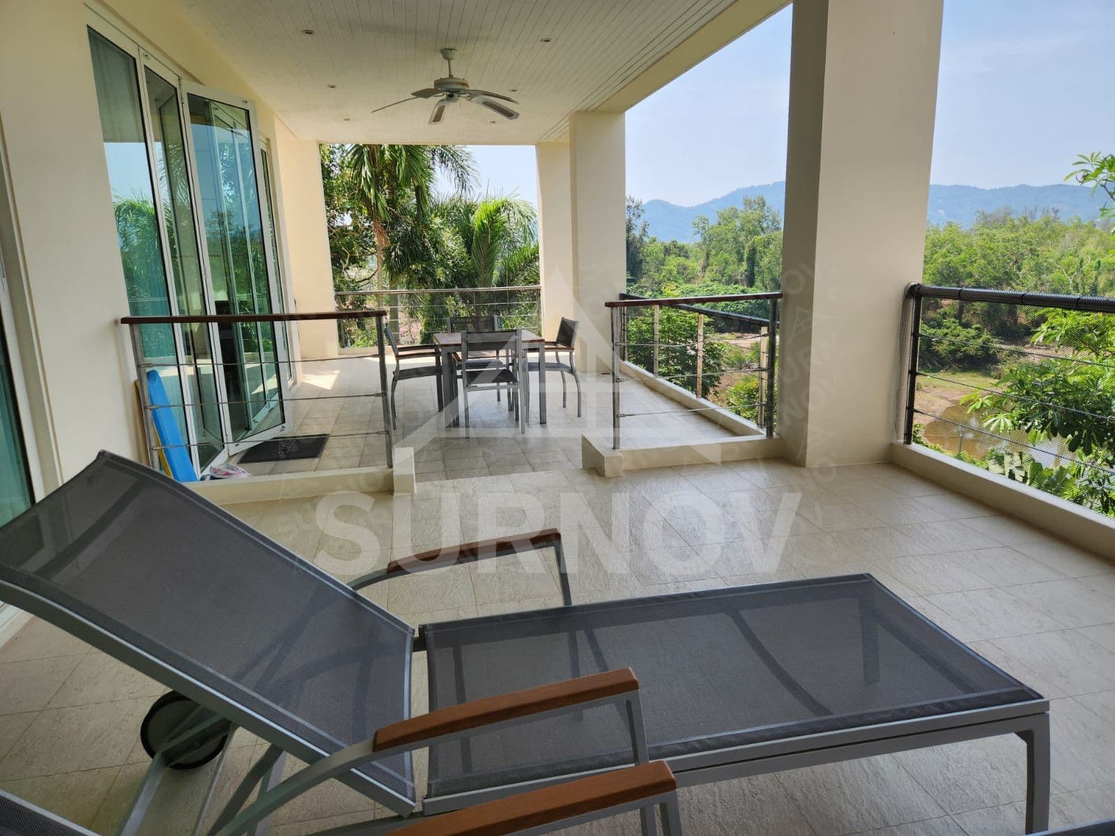 4-bedrooms Common Pool Condo on Bang Tao