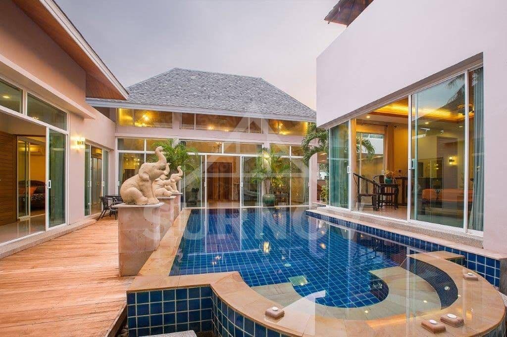 4-bedrooms Private Pool Villa on Rawai