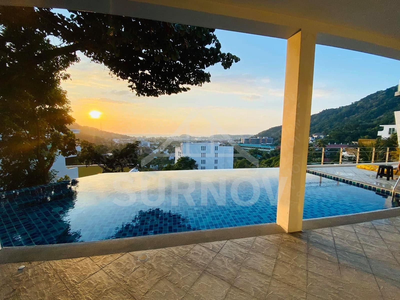 5-bedrooms Villa on Kata