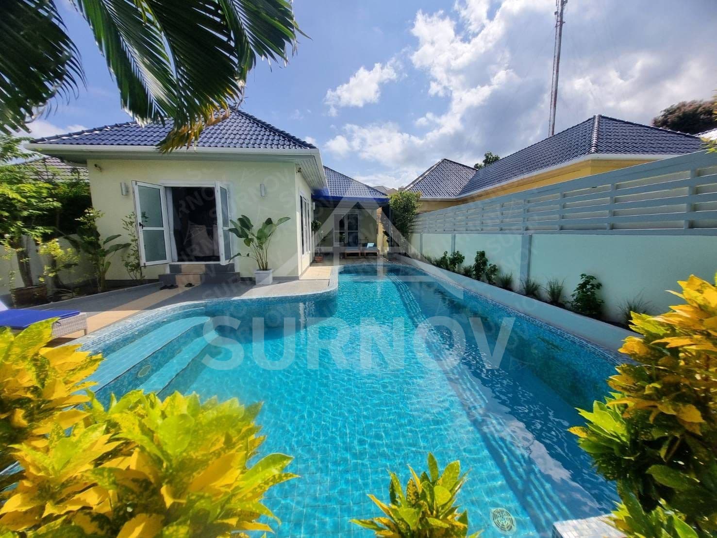3-bedrooms Private Pool Villa on Rawai