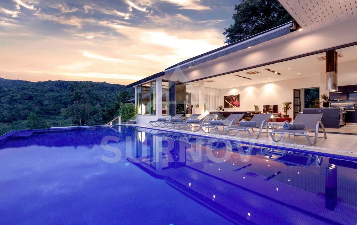 6-bedrooms Private Pool Villa on Patong