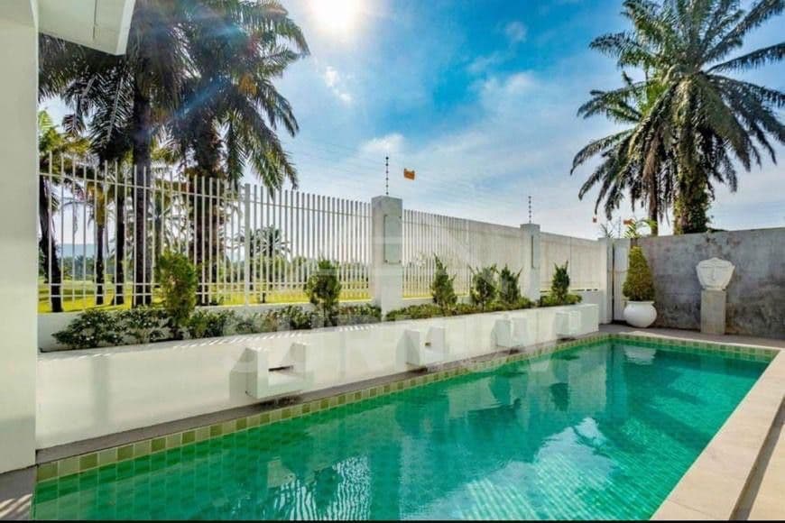 4-bedrooms Private Pool Villa on Kathu