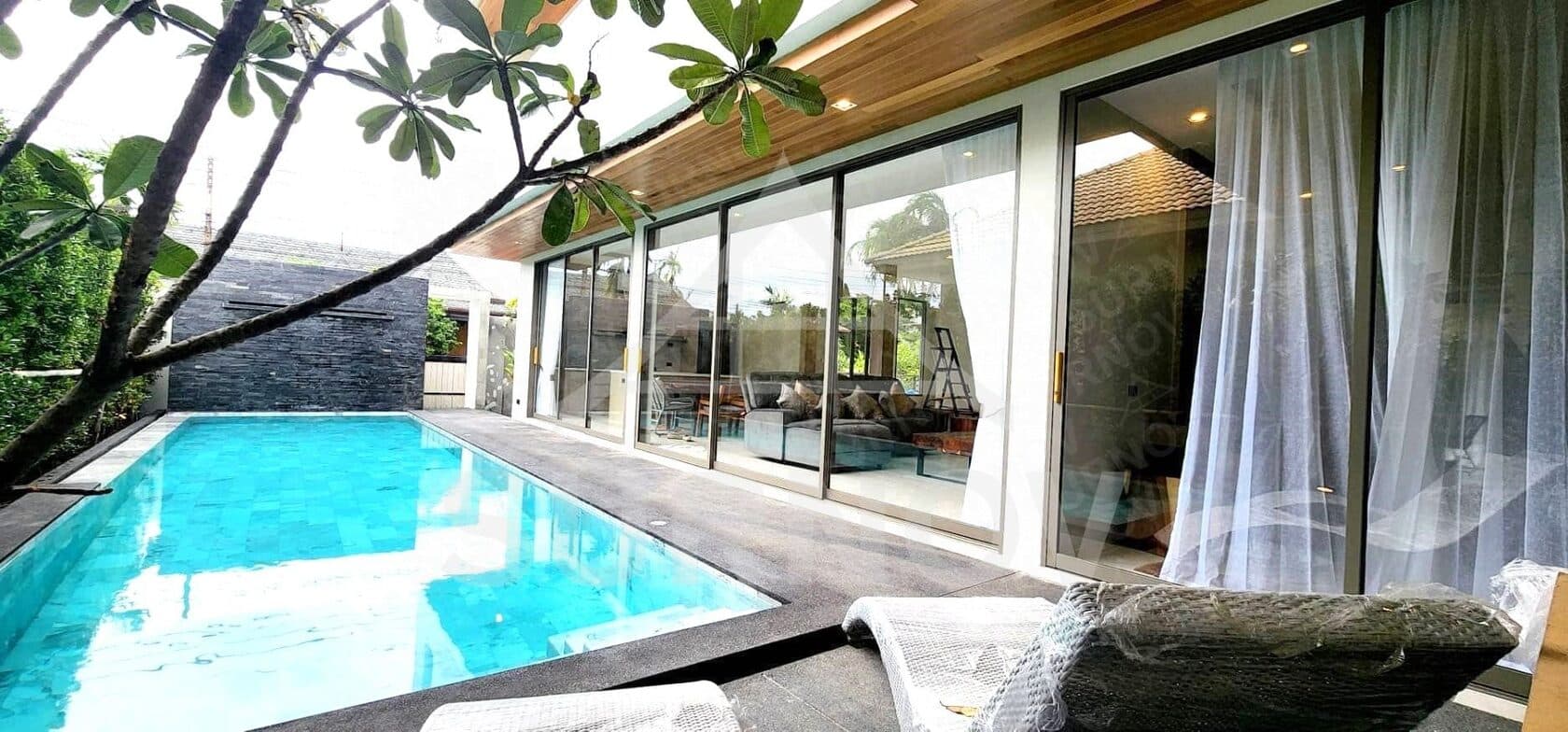 5-bedrooms Private Pool Villa on Chalong