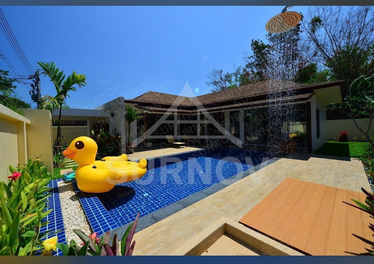 3-bedrooms Private Pool Villa on Rawai