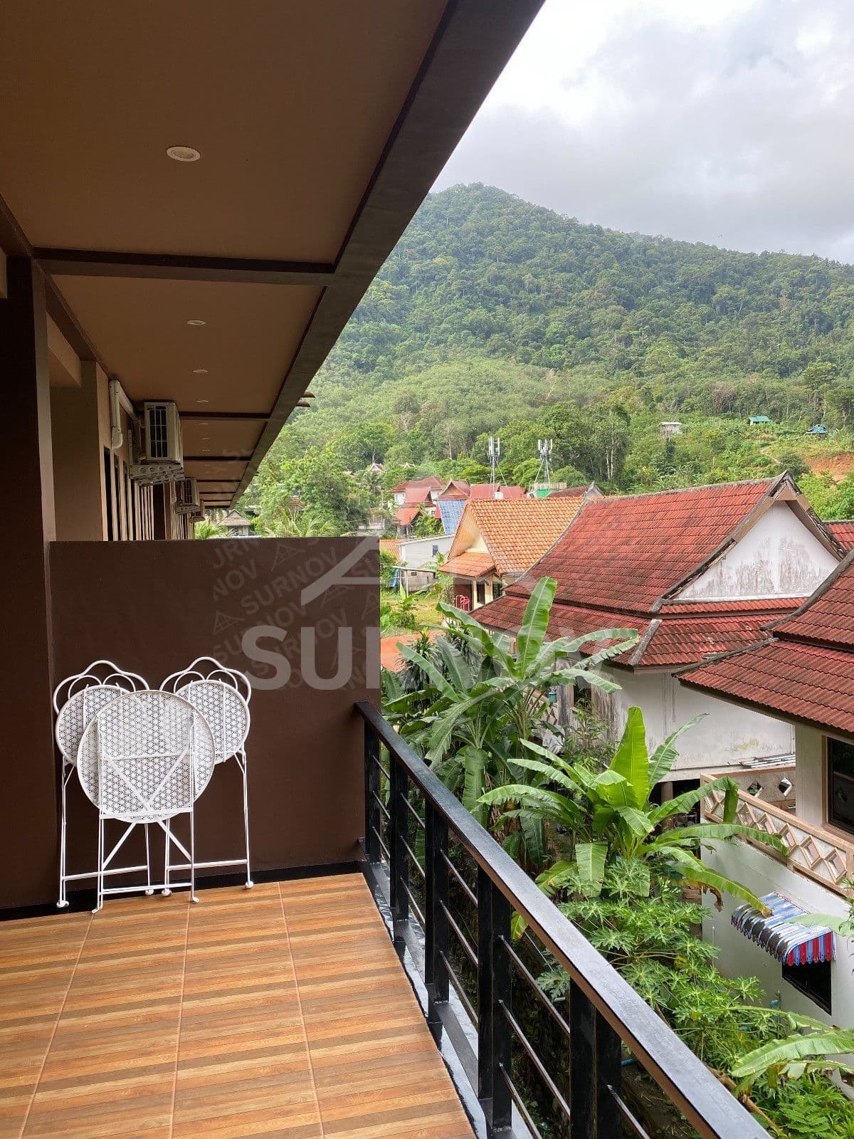 1-bedroom Common Pool Condo on Kamala