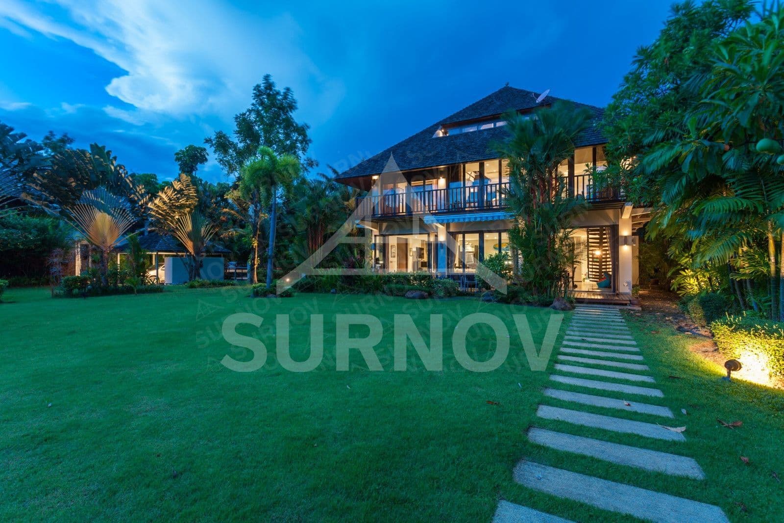 5-bedrooms Private Pool Villa on Bang Tao