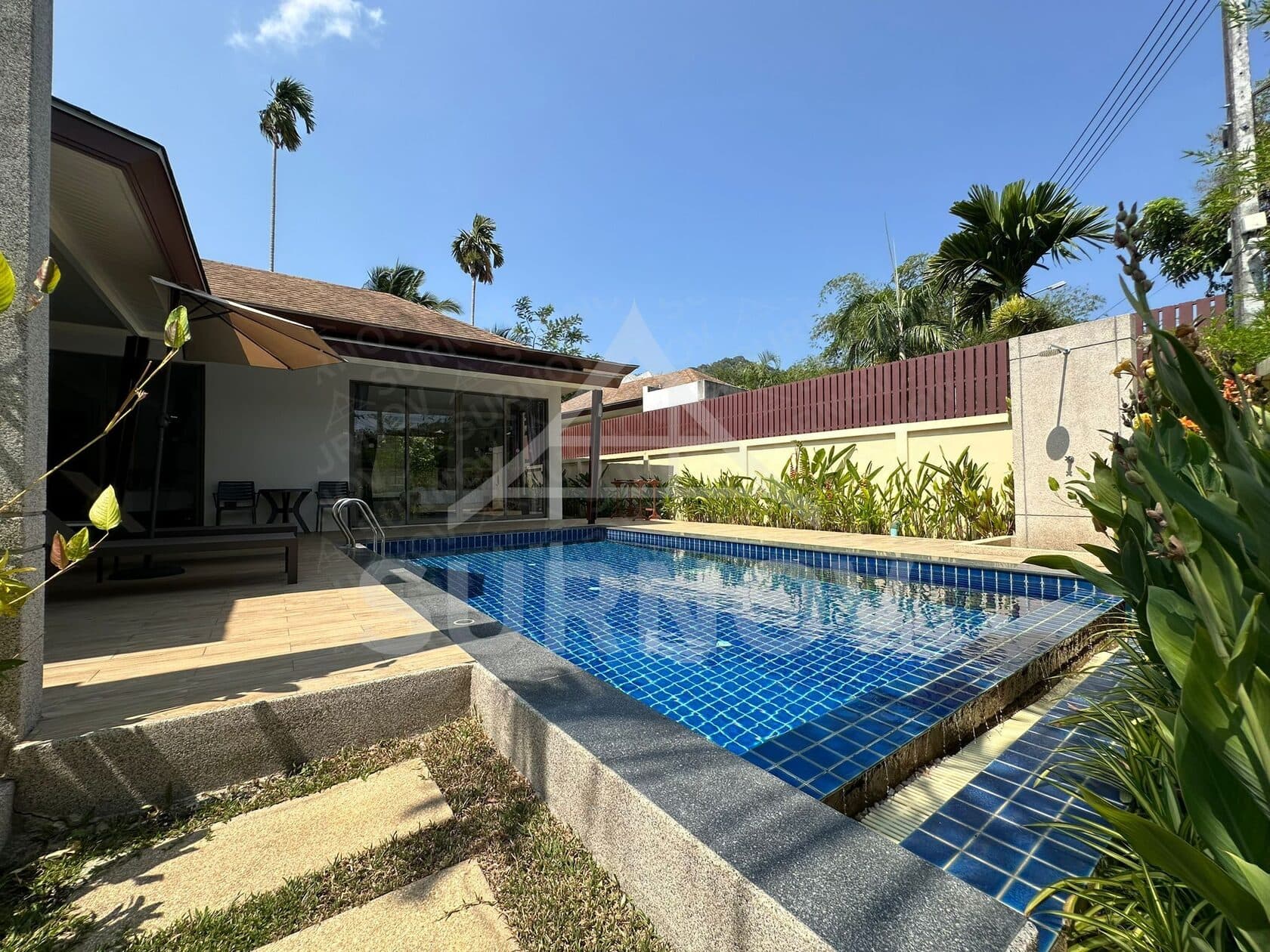 3-bedrooms Private Pool Villa on Rawai